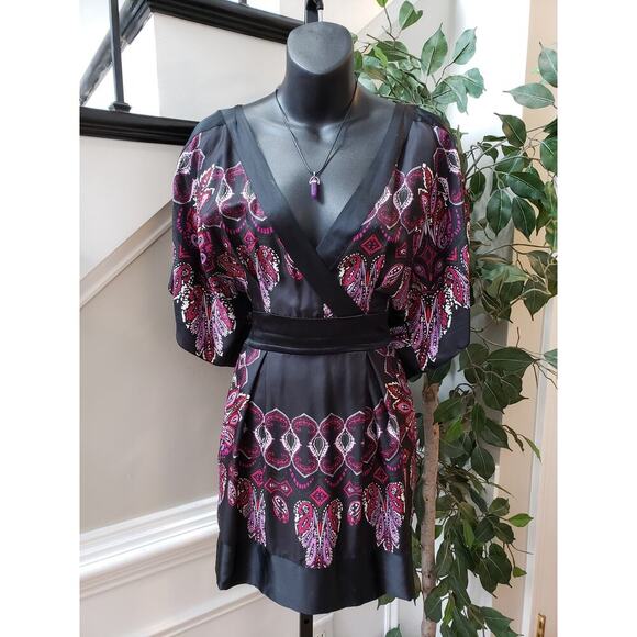Bebe Wrap Dress Womens XS Multi Silk Paisley Empire Waist Cold Shoulder Sleeve - Picture 2 of 10